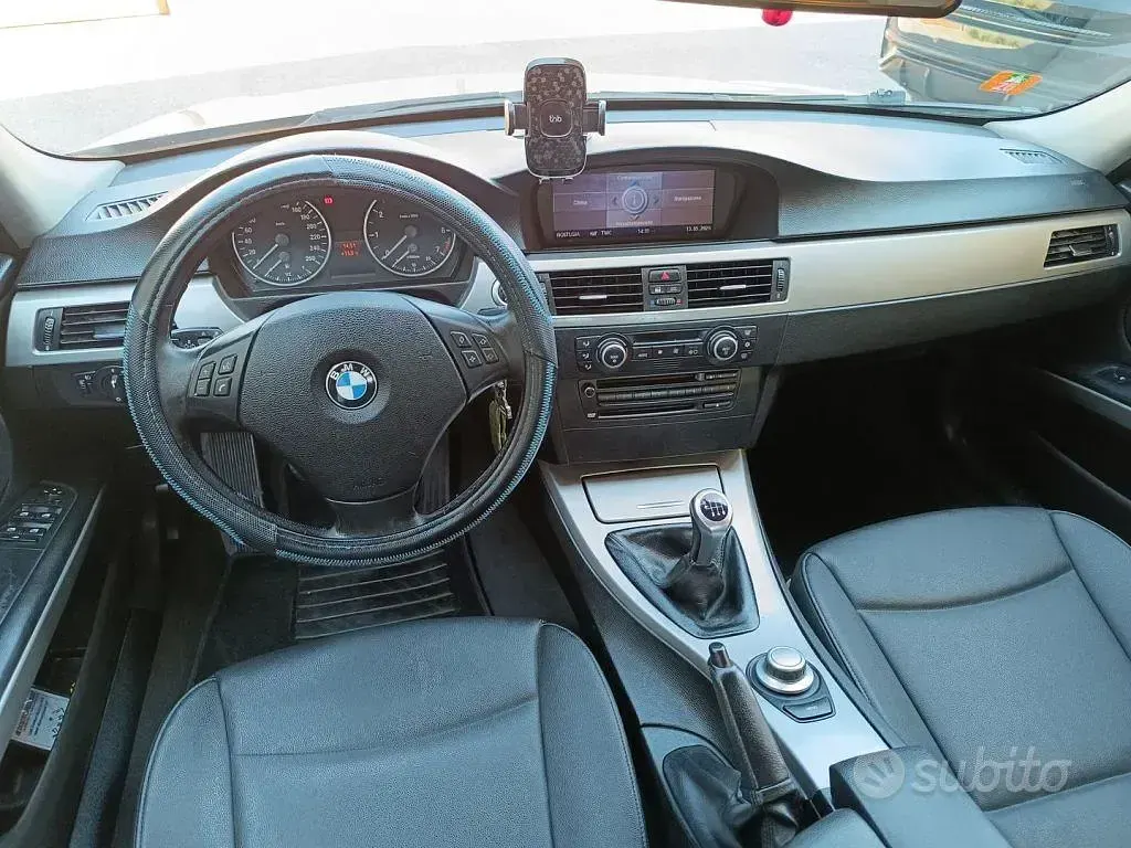 Usata BMW 318 129 CV (94 kW) 2007 Grigio Berlina