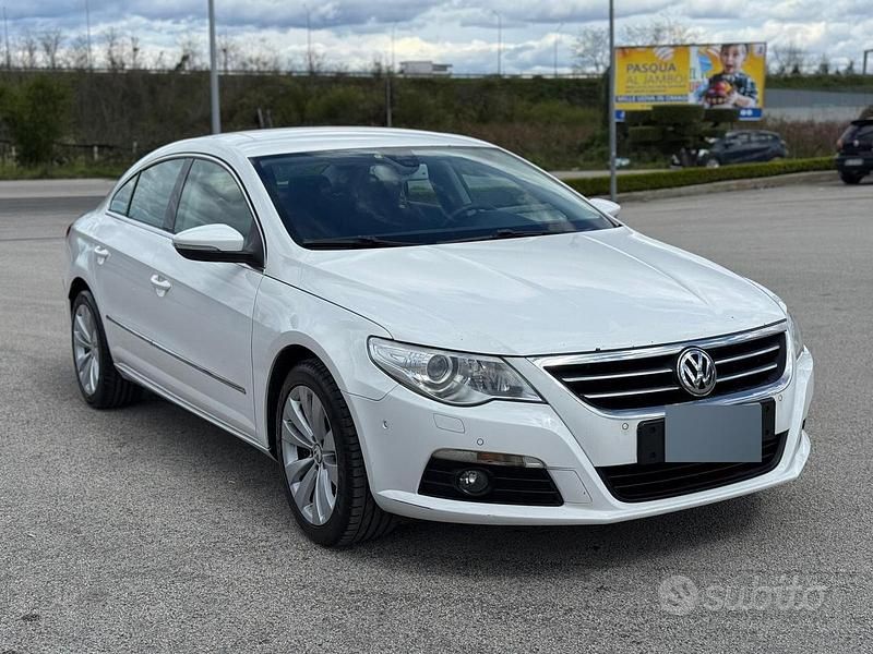 Usata VW Passat 140 CV (102 kW) 2010 Bianco Berlina