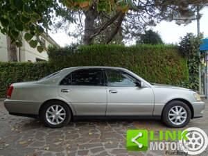 Usata Toyota Crown 294 CV (216 kW) 1999 Argento Berlina