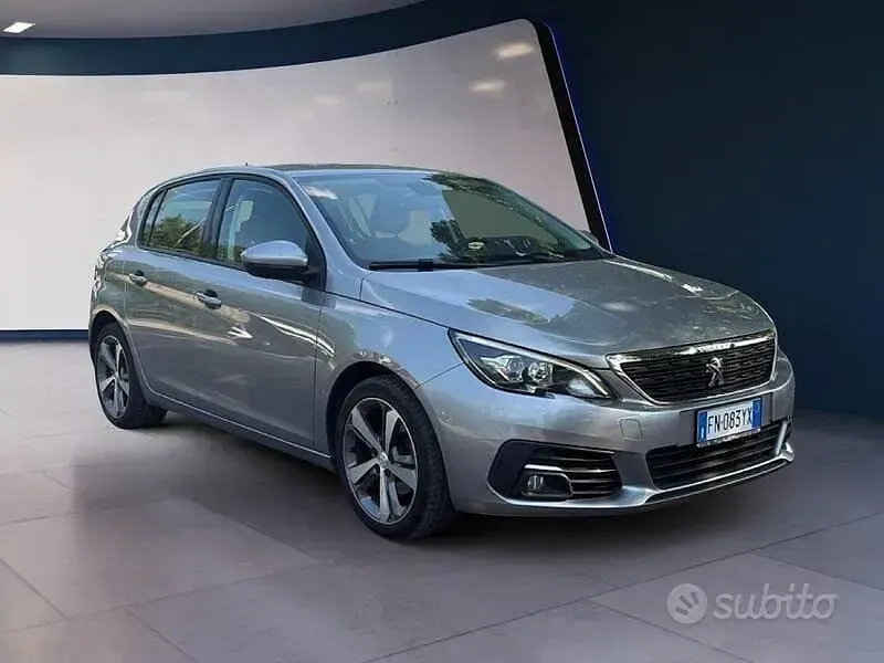 Usata Peugeot 308 Active 120 CV (88 kW) 2018 Grigio Berlina