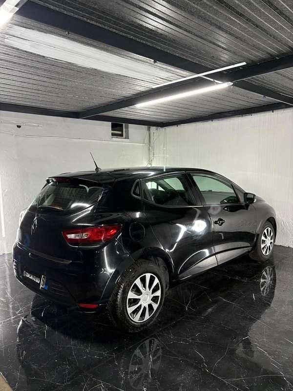 Usata Renault Clio IV 73 CV (53 kW) 2015 Berlina