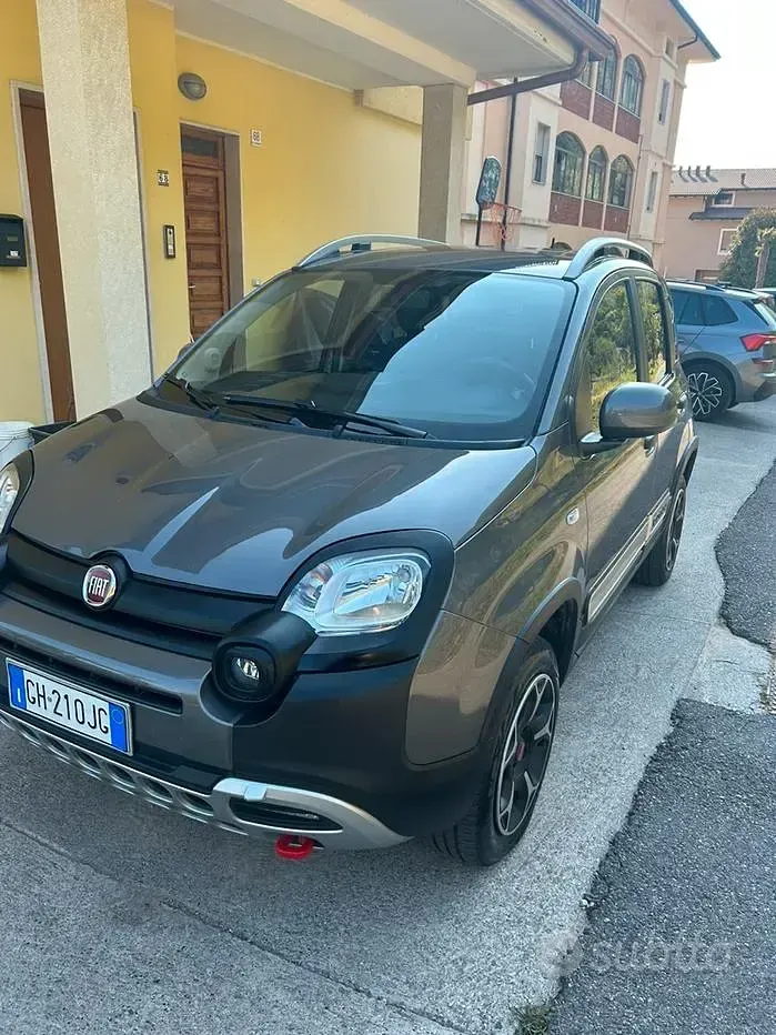 Usata Fiat Panda Cross Cross 85 CV (62 kW) 2021 Grigio Utilitaria