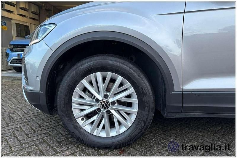 Usata VW T-Roc Life 150 CV (110 kW) 2023 Pyrit silver met / tetto nero SUV