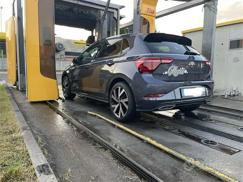 Usata VW Polo R-line 2024 Grigio Berlina