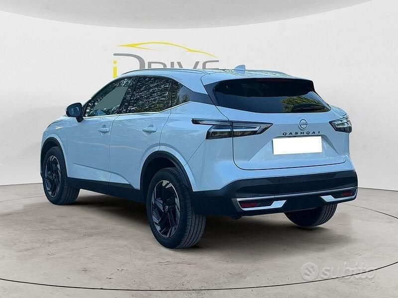 Usata Nissan Qashqai N-Connecta 158 CV (116 kW) 2025 Bianco SUV