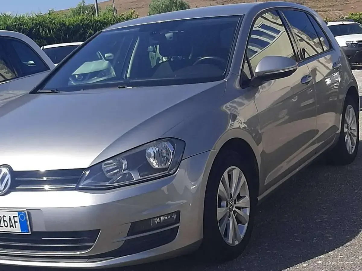 Usata VW Golf VII Comfortline 105 CV (77 kW) 2014 Grigio Berlina