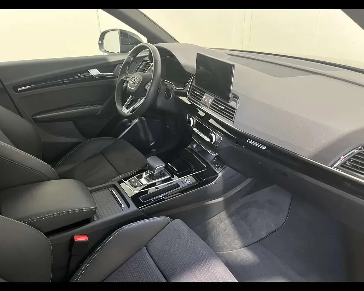 Usata Audi Q5 S-line plus 265 CV (194 kW) 2024 Grigio SUV