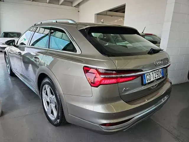 Usata Audi A6 Allroad 285 CV (209 kW) 2020 Marrone Station wagon