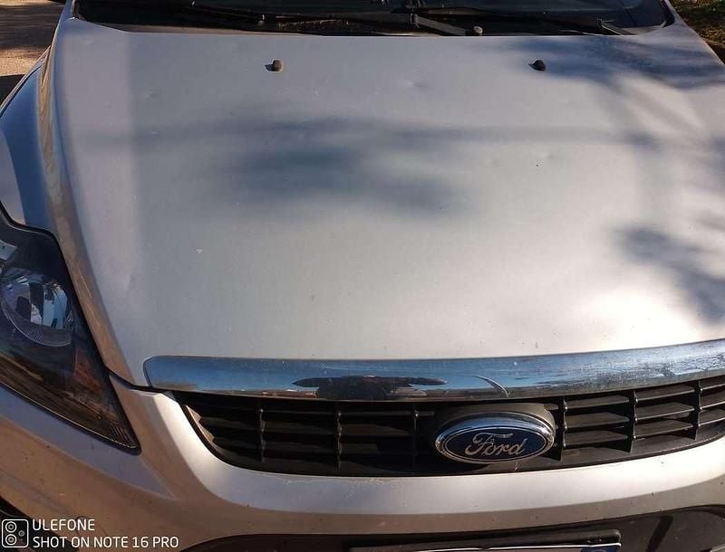 Usata Ford Focus 110 CV (80 kW) 2011 Argento Berlina