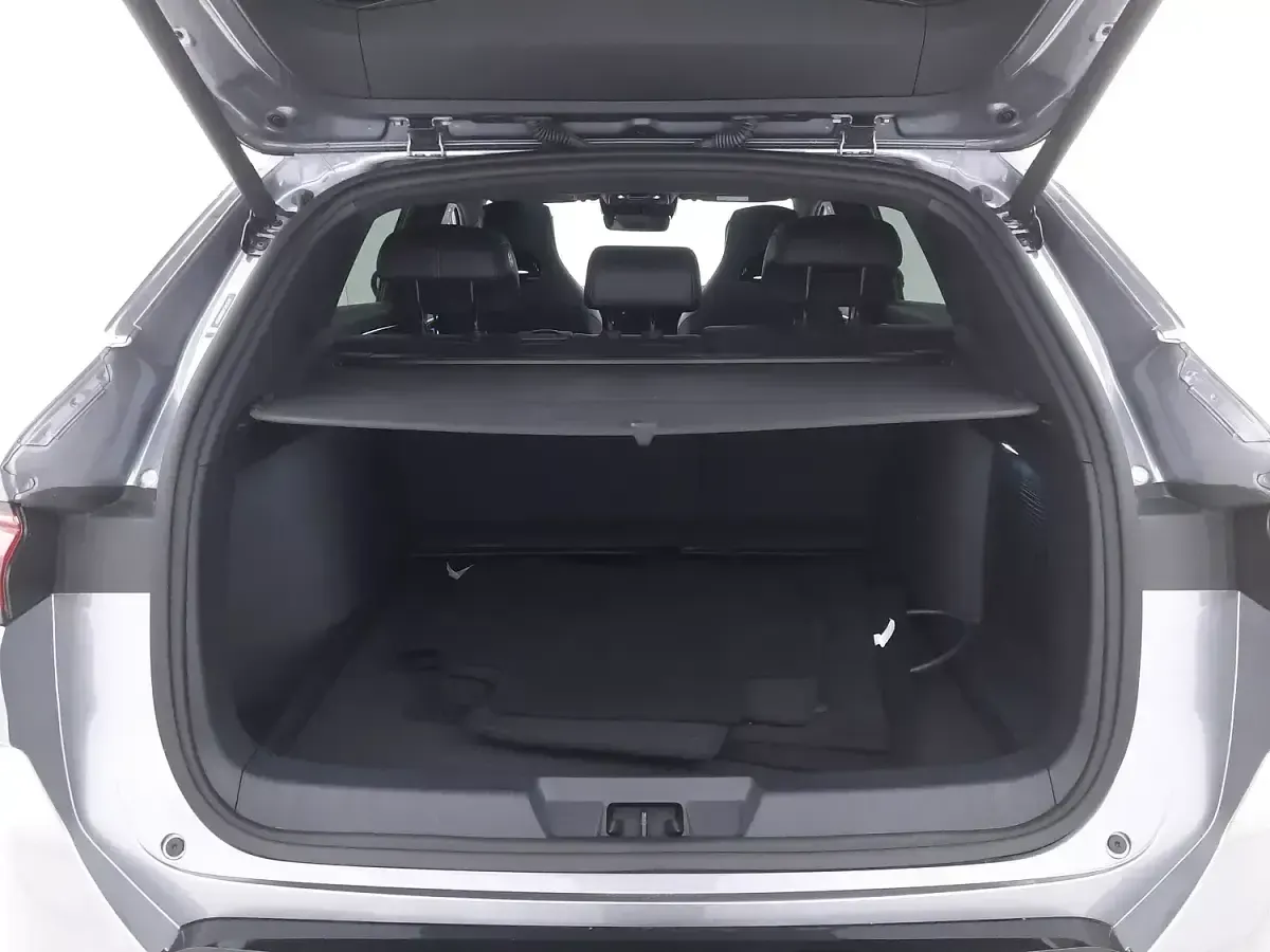 Nuova BYD Seal U Boost 218 CV (160 kW) 2026 Argentoargento SUV