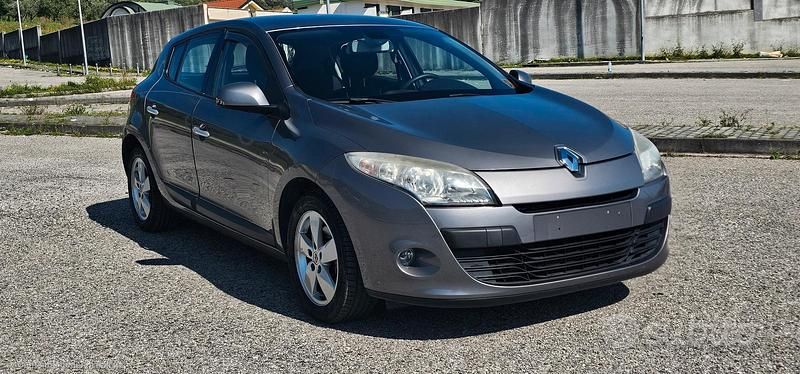 Usata Renault Mégane 2010 Grigio Berlina