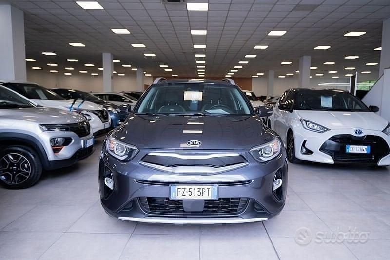 Usata Kia Stonic 97 CV (71 kW) 2020 Grigio SUV