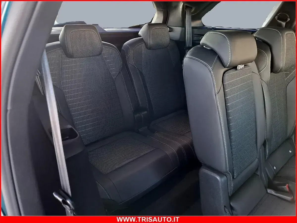 Usata Peugeot 5008 GTi 136 CV (100 kW) 2025 Grigio SUV
