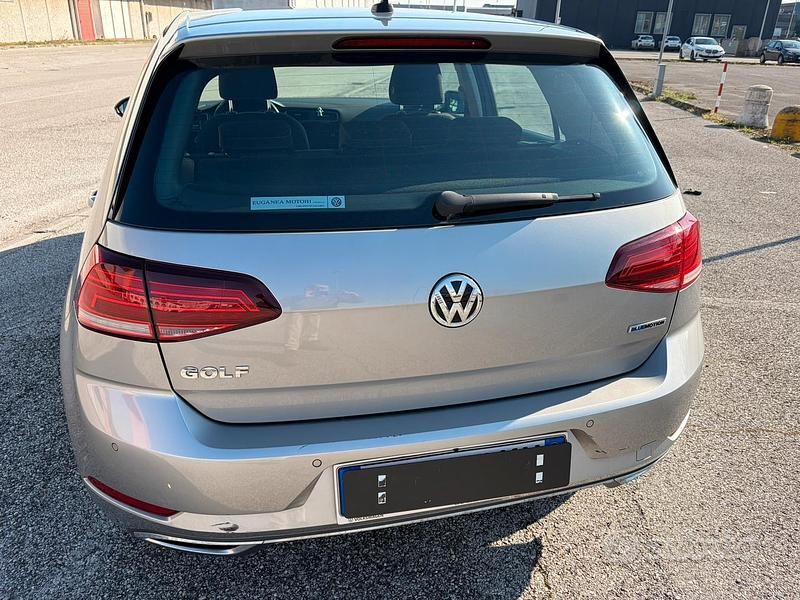 Usata VW Golf VII Executive 110 CV (80 kW) 2017 Argento Berlina