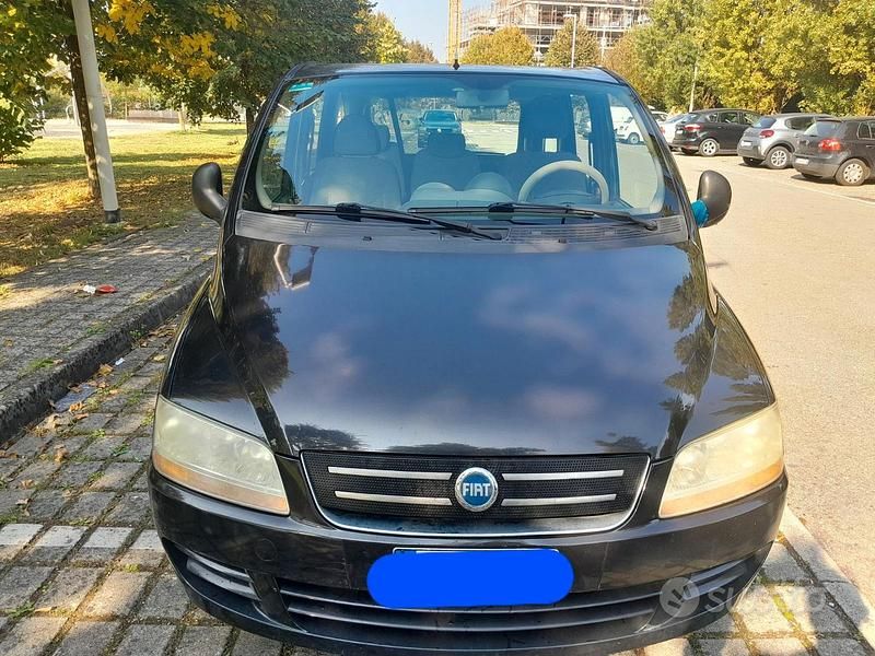 Usata Fiat Multipla 103 CV (75 kW) 2004 Nero Monovolume