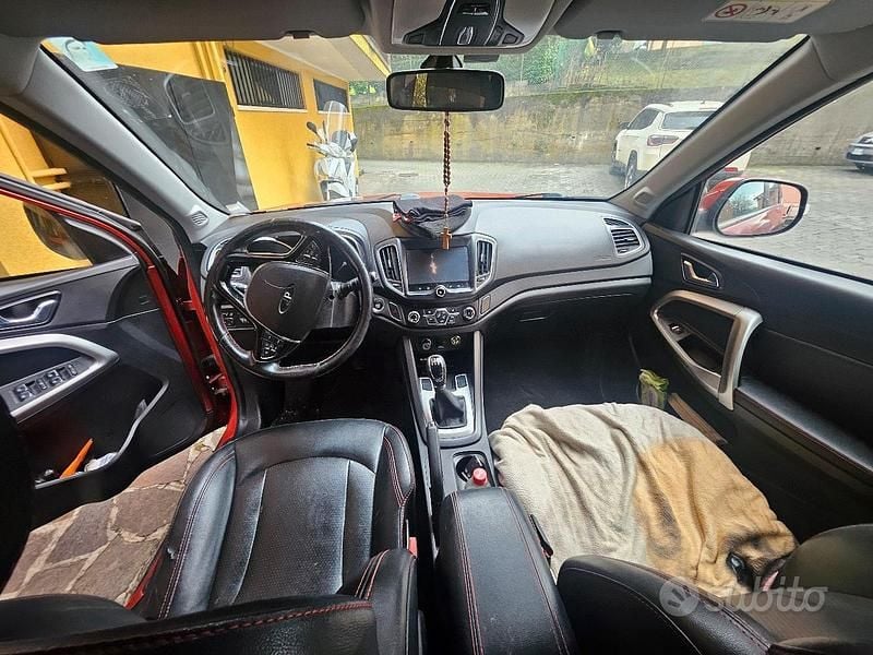 Rosso Usata 2018 DR DR6 SUV | 8500 € (Buon prezzo) - Immagine 1/4