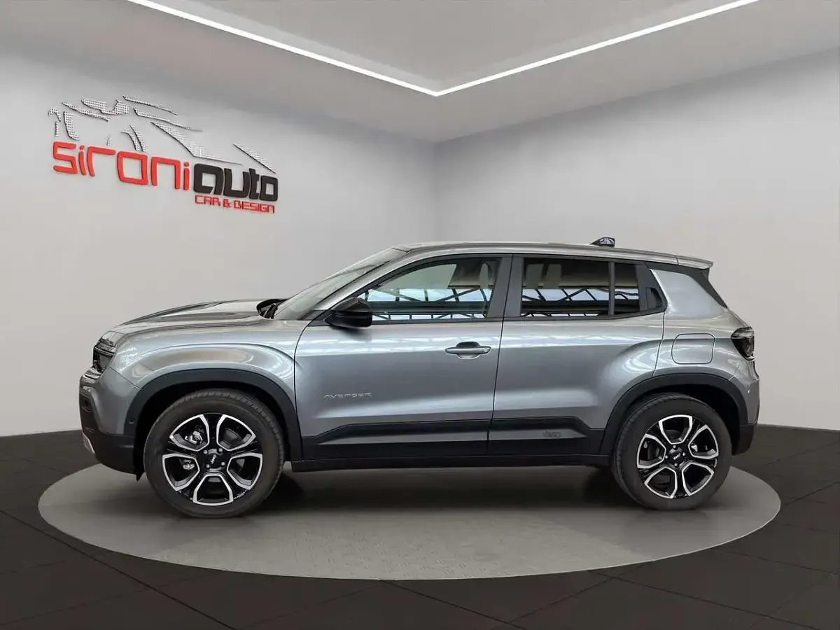 Usata Jeep Avenger EV Summit 114 kW (156 CV) 2025 Grigio SUV