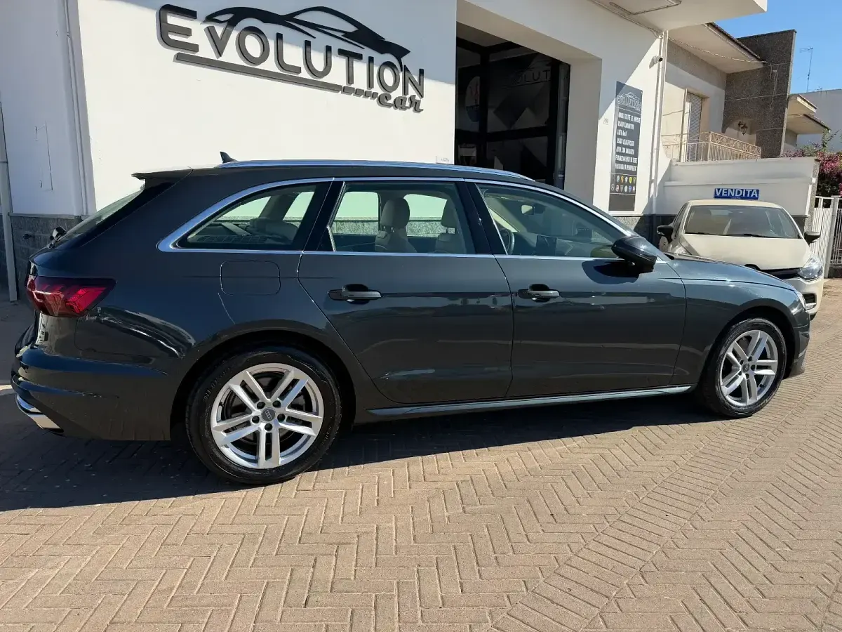 Usata Audi A4 Comfort 136 CV (100 kW) 2020 Grigio Station wagon