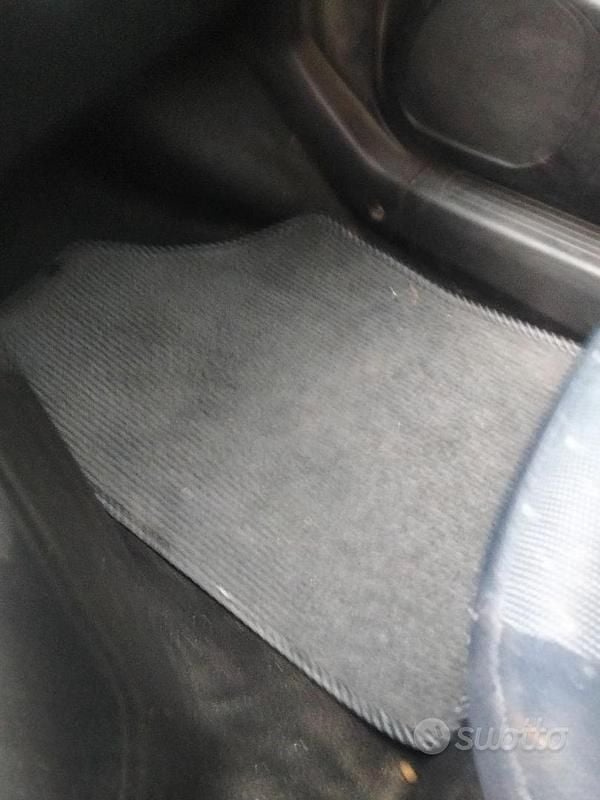 Usata Fiat Idea Emotion 95 CV (69 kW) 2011 Grigio Monovolume