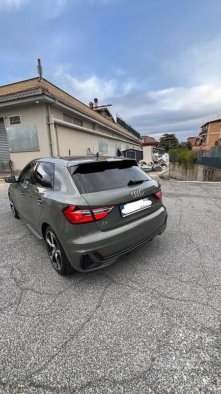 Usata Audi A1 S-Line 2019 Grigio SUV