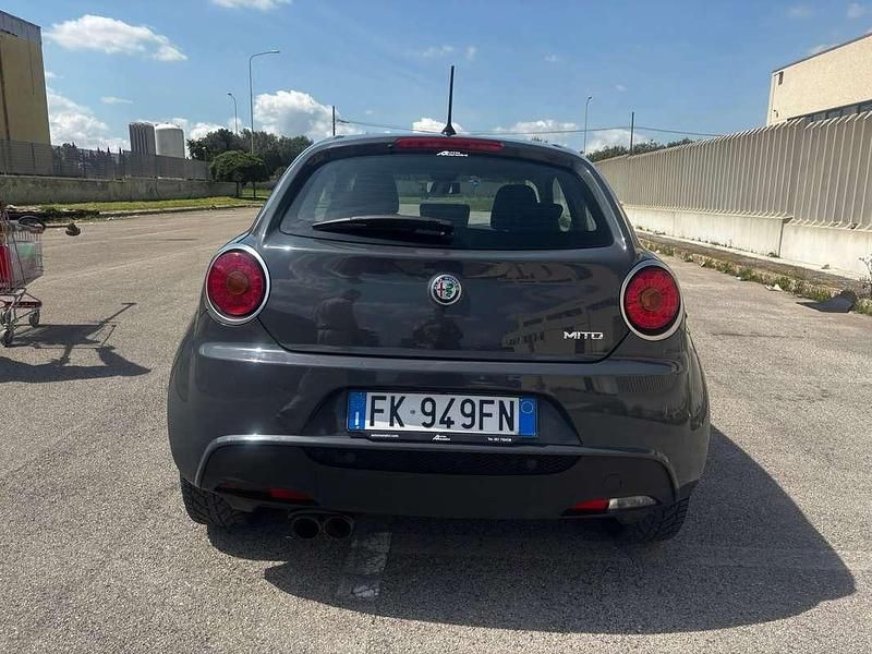 Usata Alfa Romeo MiTo 77 CV (56 kW) 2017 Grigio Utilitaria
