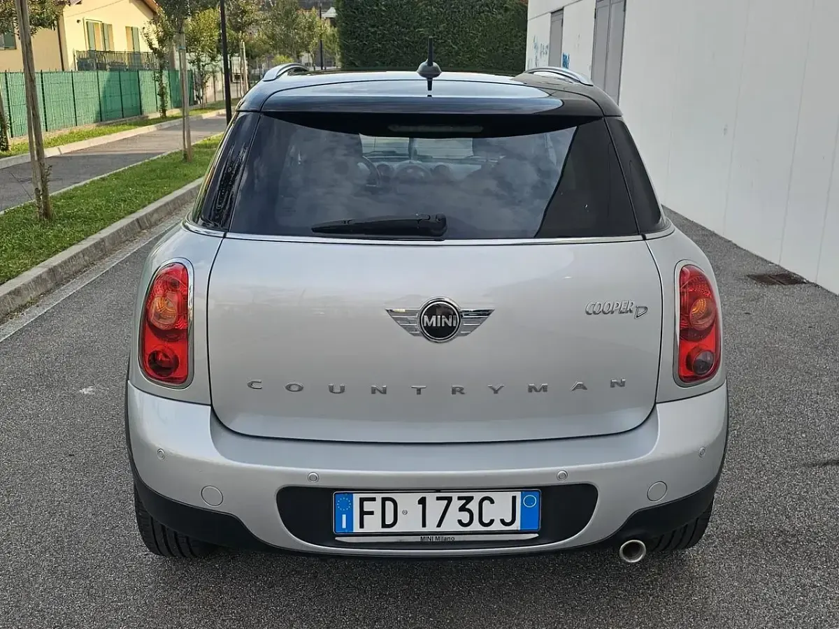 Usata Mini Cooper D Countryman 111 CV (81 kW) 2016 Argento SUV