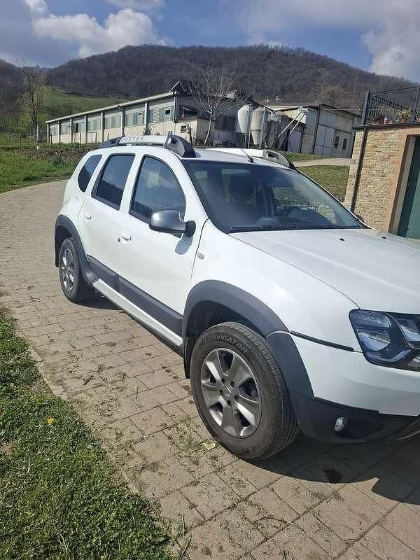 Usata Dacia Duster Lauréate 109 CV (80 kW) 2015 SUV