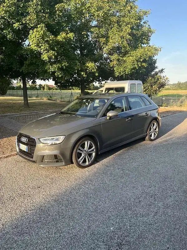 Usata Audi A3 Admired 131 CV (96 kW) 2020 Berlina
