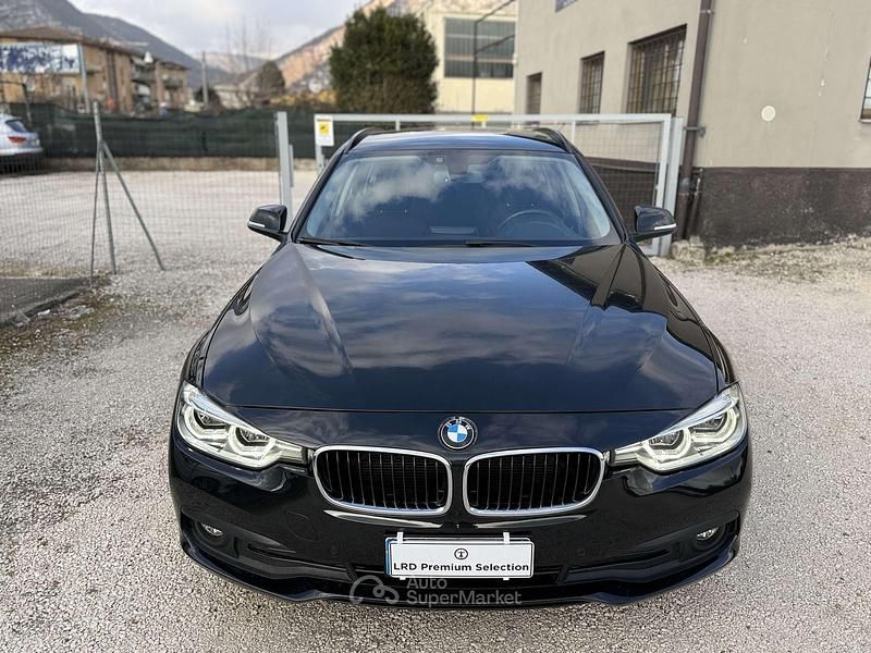 Usata BMW 318 Sport Line 150 CV (110 kW) 2019 Nero Station wagon