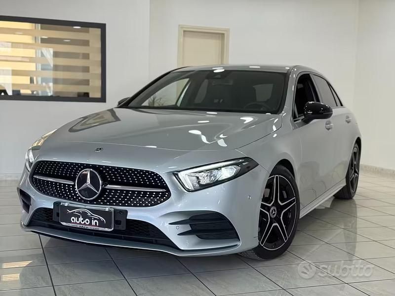 Usata Mercedes A180 Premium 115 CV (84 kW) 2022 Grigio Berlina