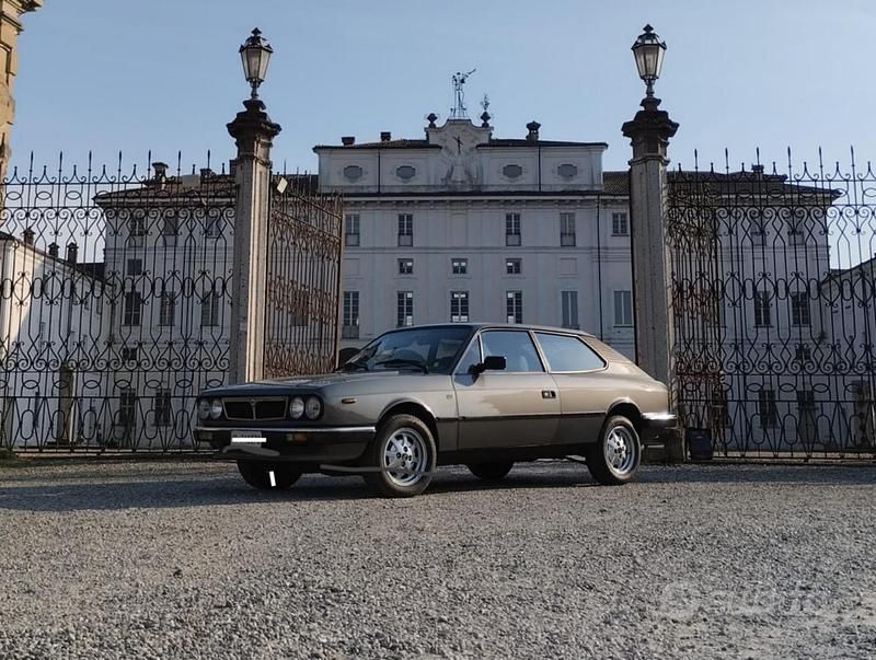 Usata Lancia 2000 1985 Grigio Coupé