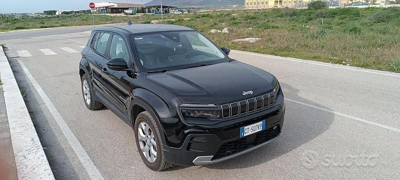 Usata Jeep Avenger 100 CV (73 kW) 2024 Nero SUV