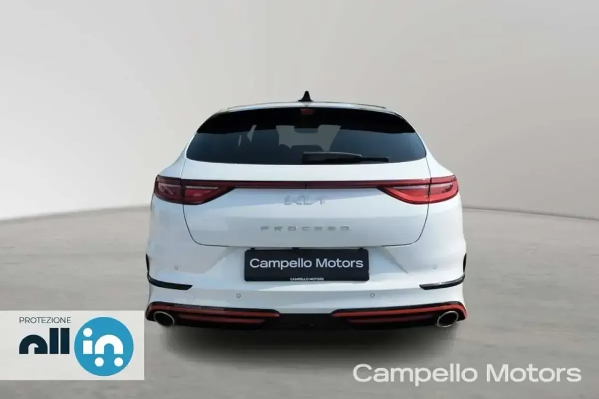 Usata Kia ProCeed GT 204 CV (150 kW) 2022 Bianco Station wagon