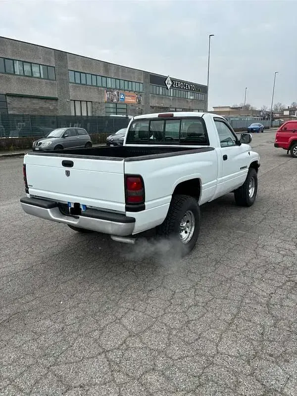 Usata Dodge Ram 223 CV (164 kW) 1996 Bianco Pick-up