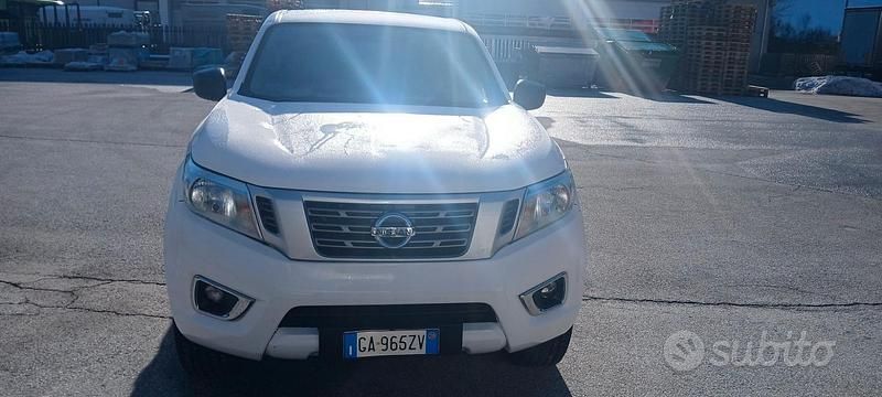 Usata Nissan Navara 163 CV (119 kW) 2020 Bianco Pick-up