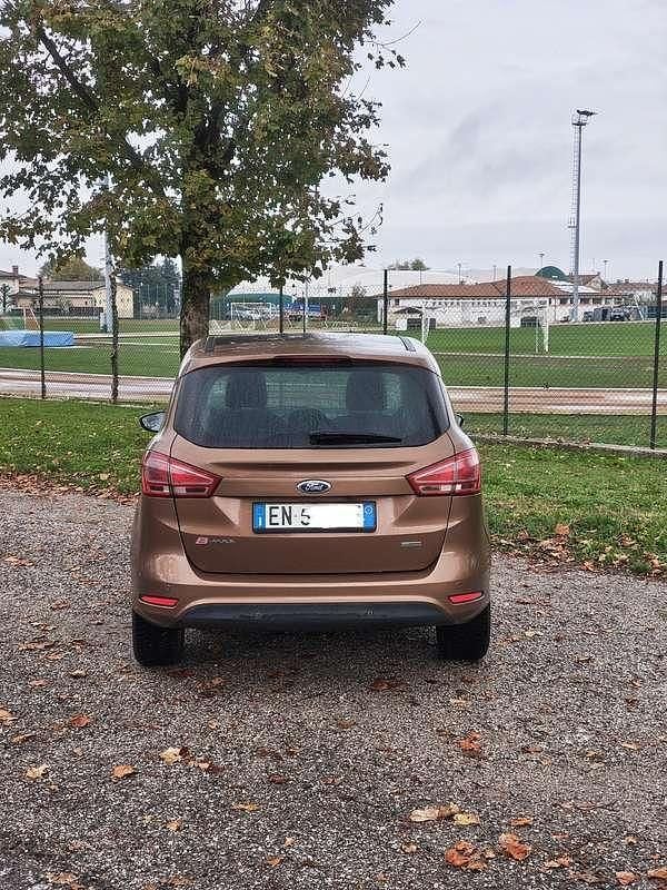 Usata Ford B-MAX Titanium 95 CV (69 kW) 2013 Monovolume