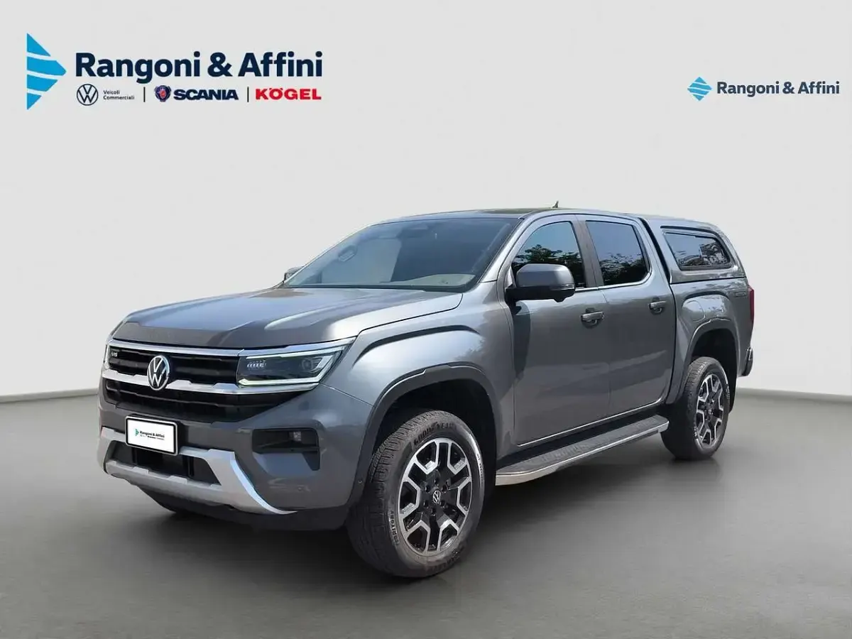 Usata VW Amarok Style 241 CV (177 kW) 2025 Grigio Pick-up