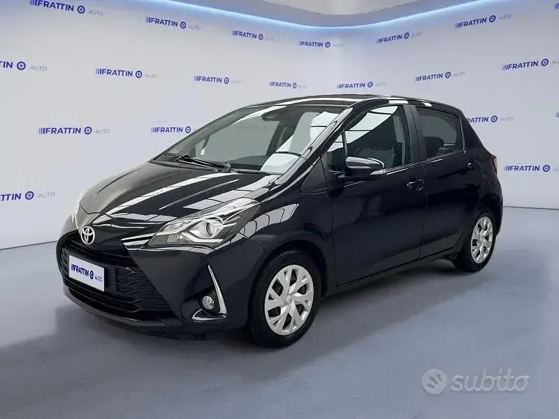 Usata Toyota Yaris Active 69 CV (50 kW) 2018 Utilitaria