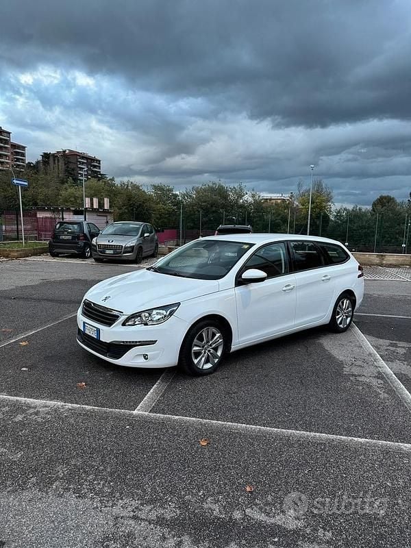 Usata Peugeot 308 SW Business-Line 120 CV (88 kW) 2016 Bianco Station wagon
