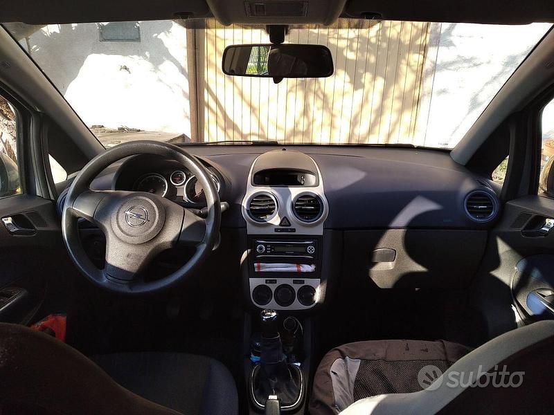 Usata Opel Corsa 80 CV (58 kW) 2007 Grigio Utilitaria