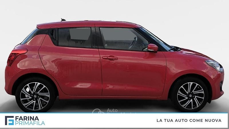 Usata Suzuki Swift 83 CV (61 kW) 2022 Rosso Utilitaria