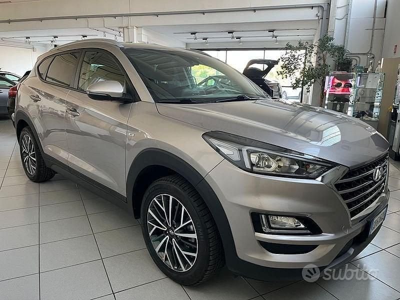 Grigio Usata 2021 Hyundai Tucson SUV | 18.400 € (Super prezzo) - Immagine 1/4
