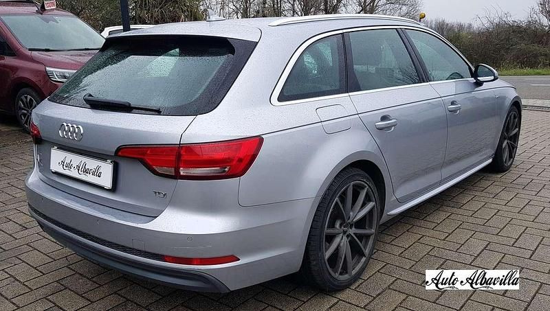 Usata Audi A4 S-Line 190 CV (139 kW) 2018 Argento Station wagon