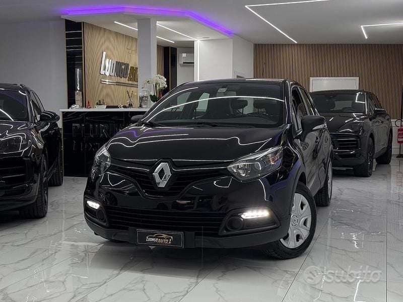 Usata Renault Captur 90 CV (66 kW) 2014 Nero SUV
