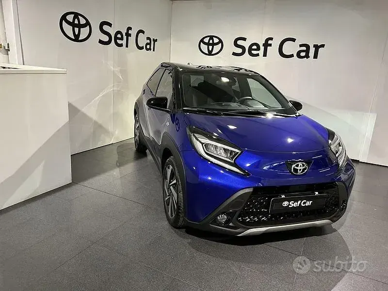 Nuova Toyota Aygo X Lounge 72 CV (52 kW) 2026 Bluazzurro SUV
