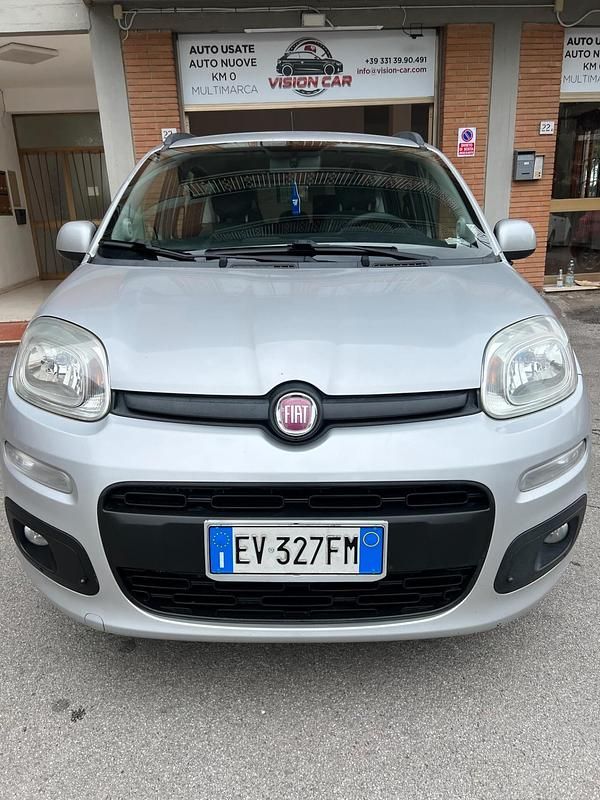 Usata Fiat Panda Lounge 74 CV (54 kW) 2014 Grigio Utilitaria