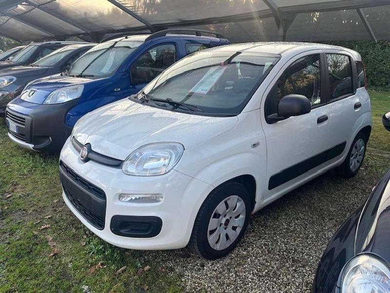 Bianco Usata 2012 Fiat Panda Tre volumi | 6500 € (Cara) - Immagine 1/4
