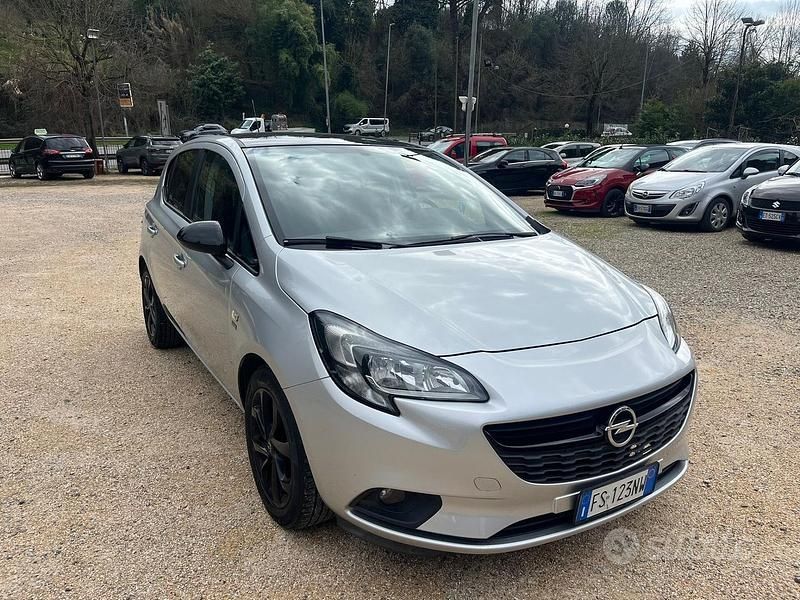 Usata Opel Corsa 90 CV (66 kW) 2019 Grigio Utilitaria