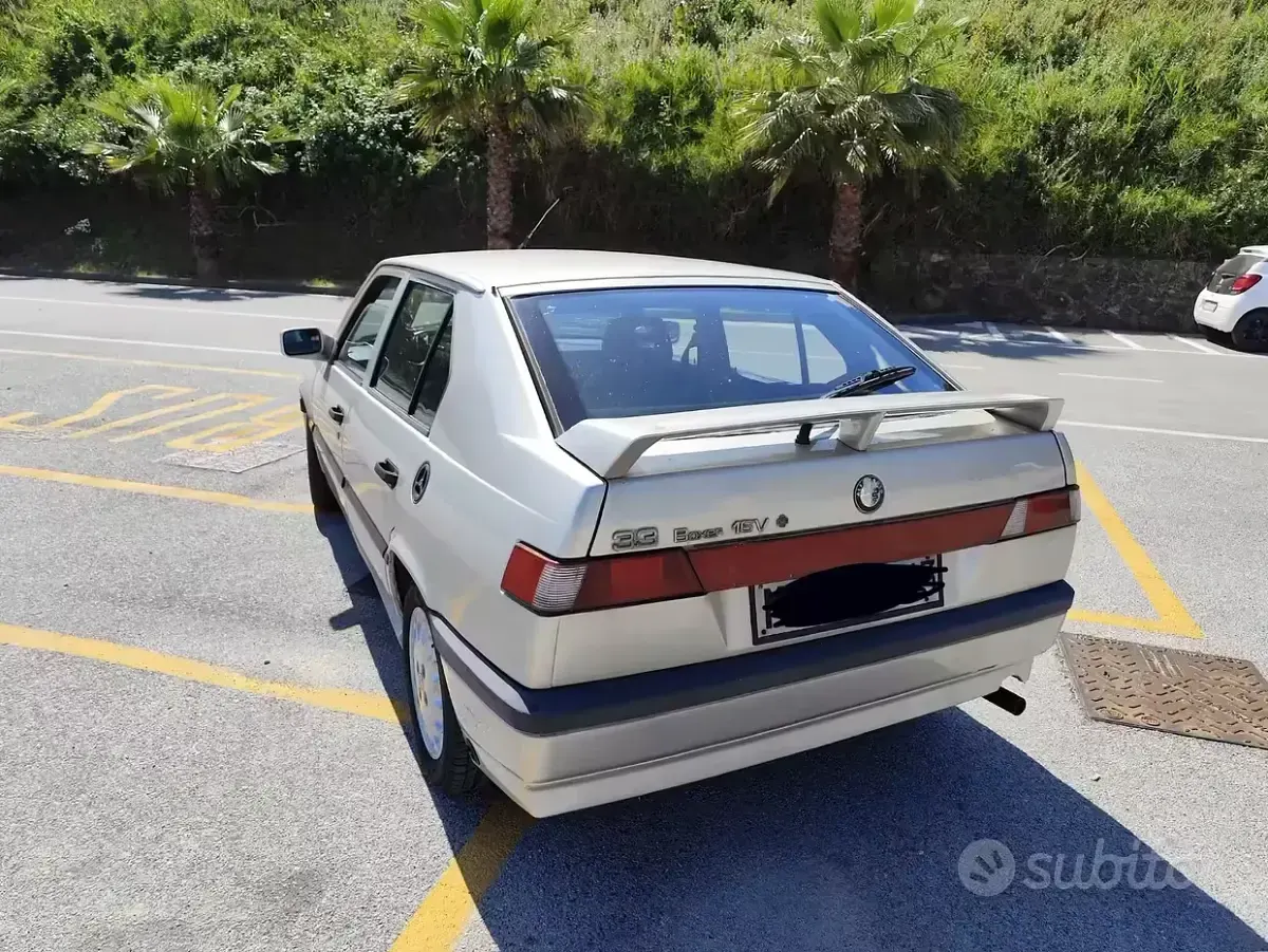 Usata Alfa Romeo 33 Quadrifoglio Verde 129 CV (94 kW) 1990 Berlina