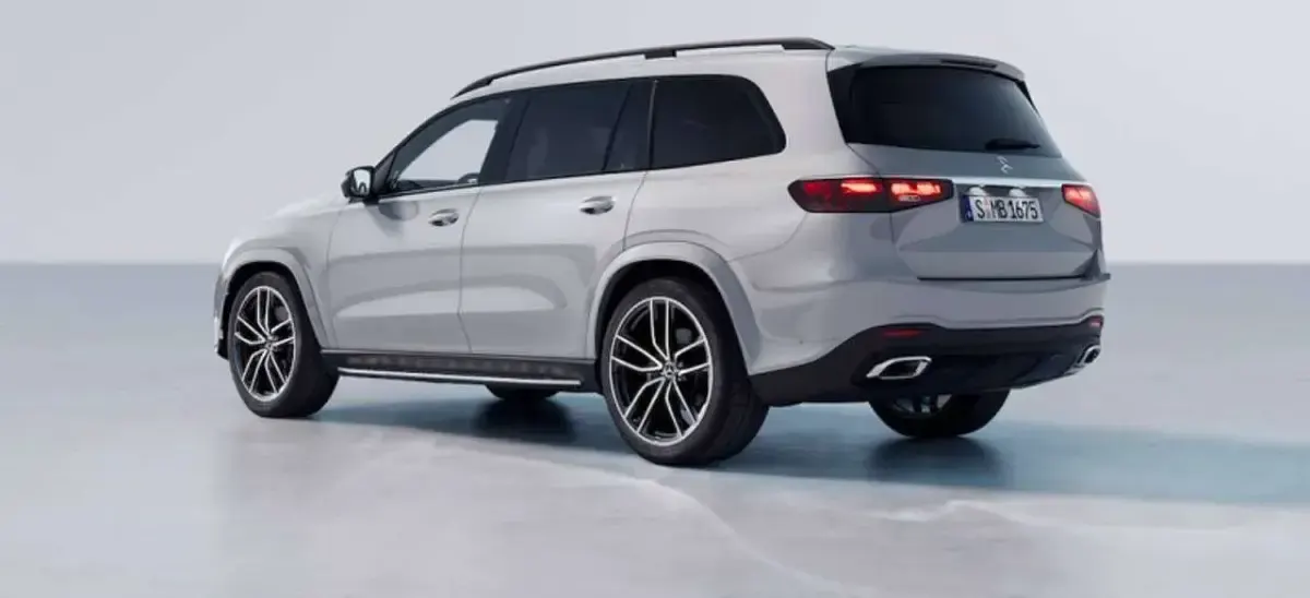 Nuova Mercedes GLS600 Maybach AMG line 557 CV (409 kW) 2026 Argento SUV
